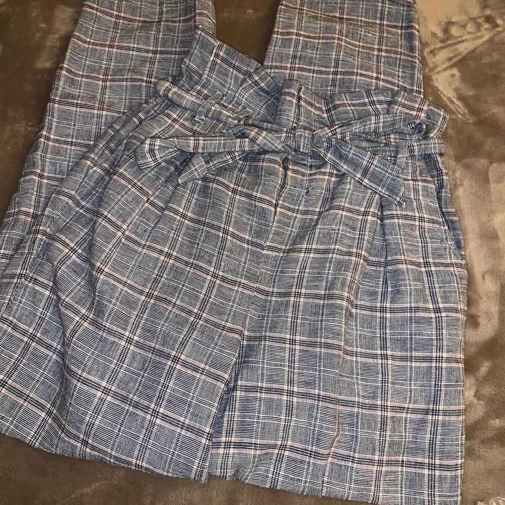 American Eagle High Waisted Tapered Pants - Picture 1 of 2